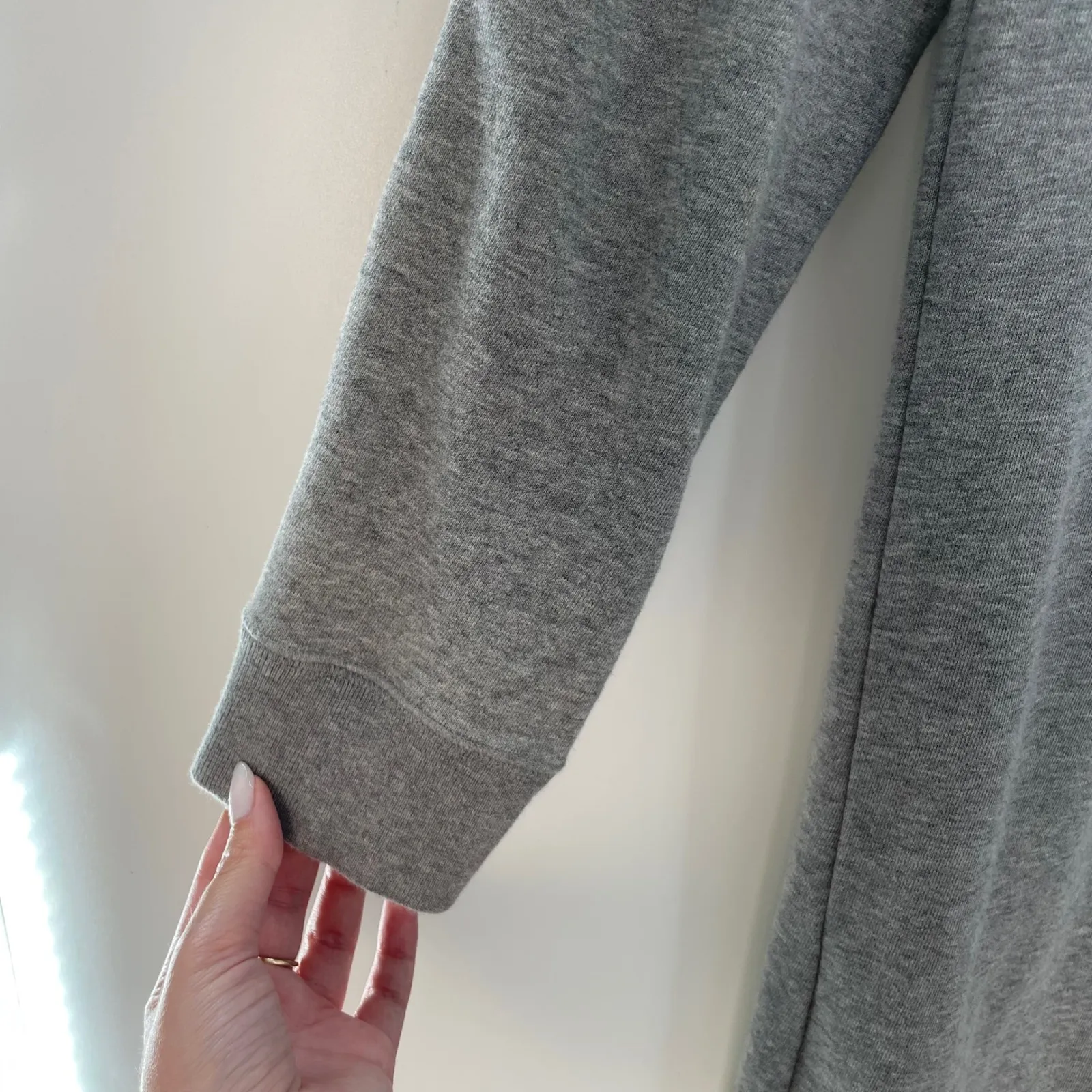 Billy Reid Women's Gray Leather‎ Elbow Patches Crew Neck Sweatshirt Dress Size M - Image 4