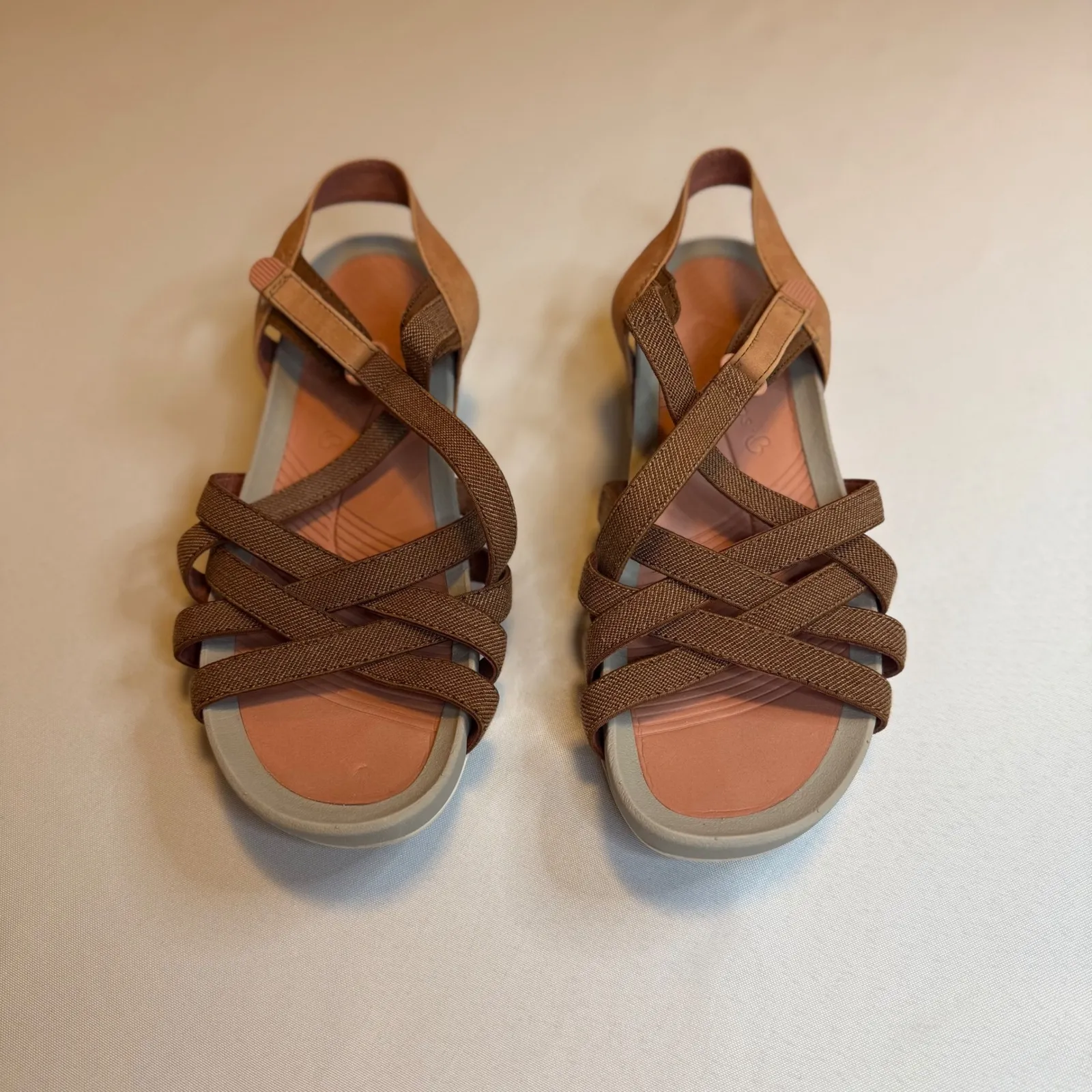 Baretraps Alaya Tan Brown Strappy Wedge Sandals Cushion Footbed Comfort Shoe 9.0 - Image 2
