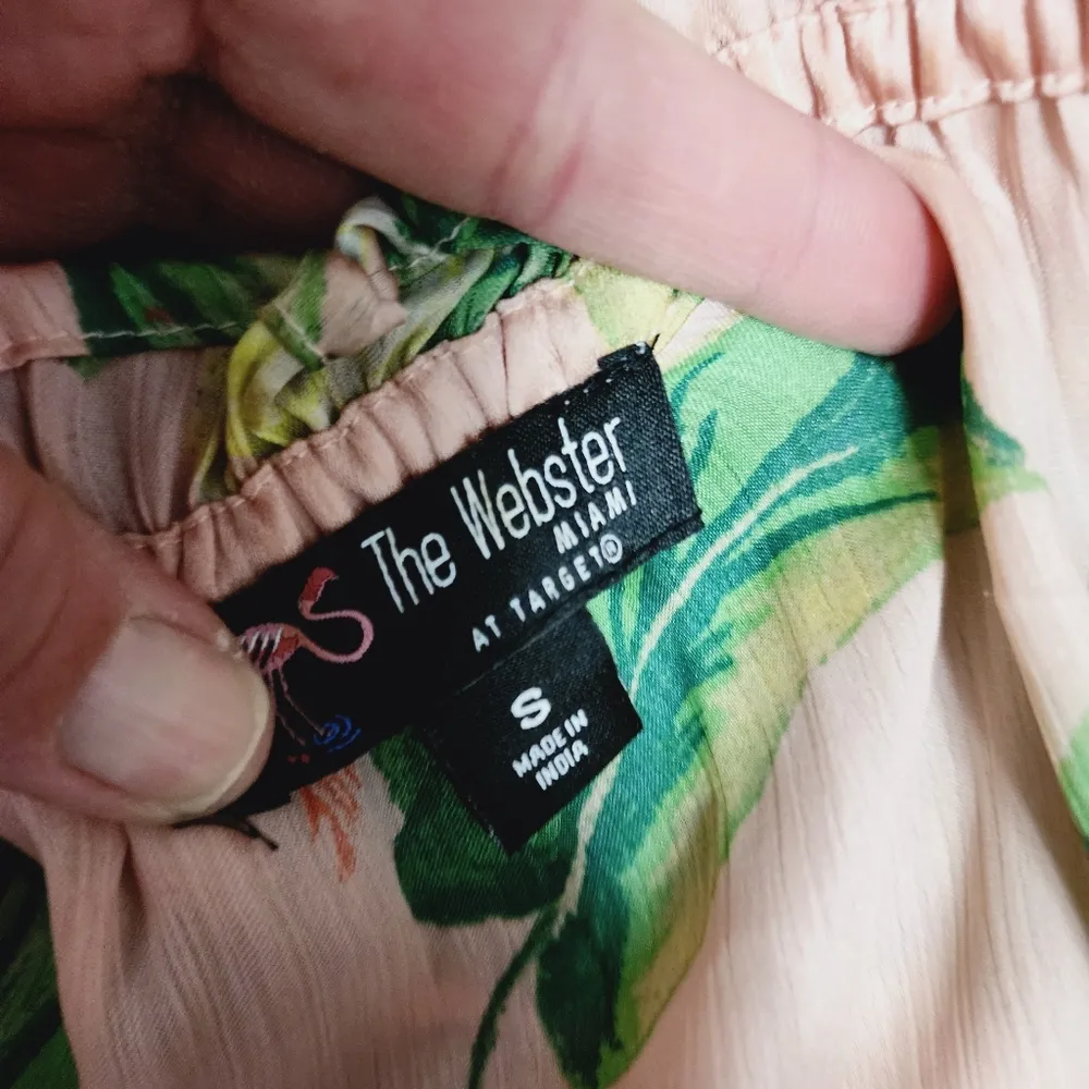 The Webster At Target Pink Green Palm Leaf Blouse Size Small - Image 5