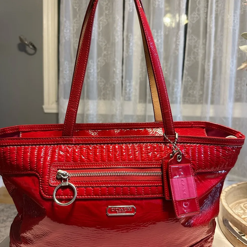 Coach  Red Croc-Embossed Tote Bag - Image 3