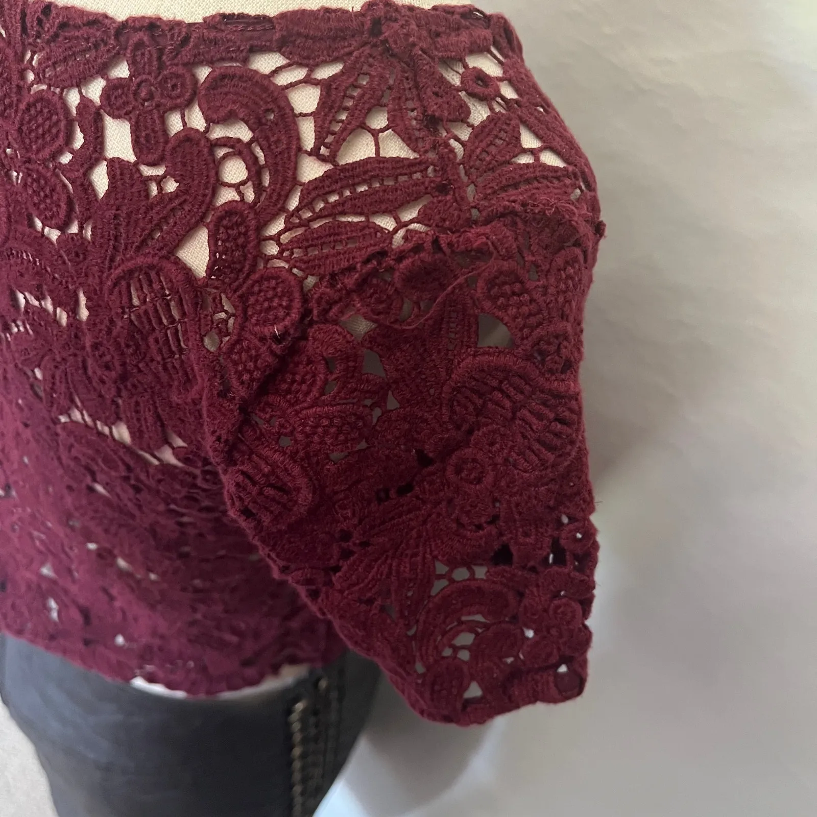 Abercrombie & Fitch Y2K Lace Crop Women Top XS Festival Coquette Burgundy Boho - Image 6