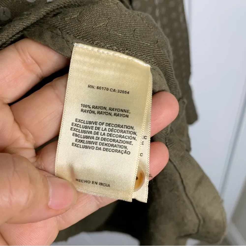 Anthropologie Maeve green sequin button front shirt‎ size small - Image 4