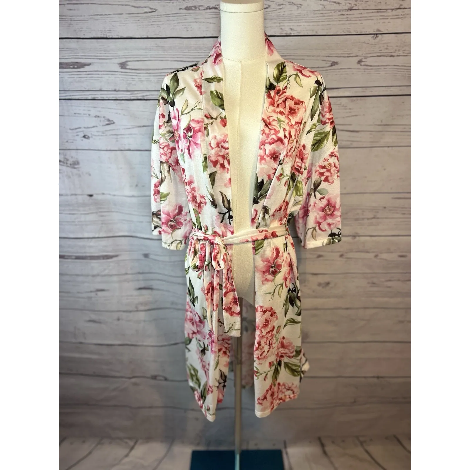 Show Me Your Mumu O/S Brie Garden of Blooms Short Kimono Robe Pink Green Floral Size undefined - Image 5