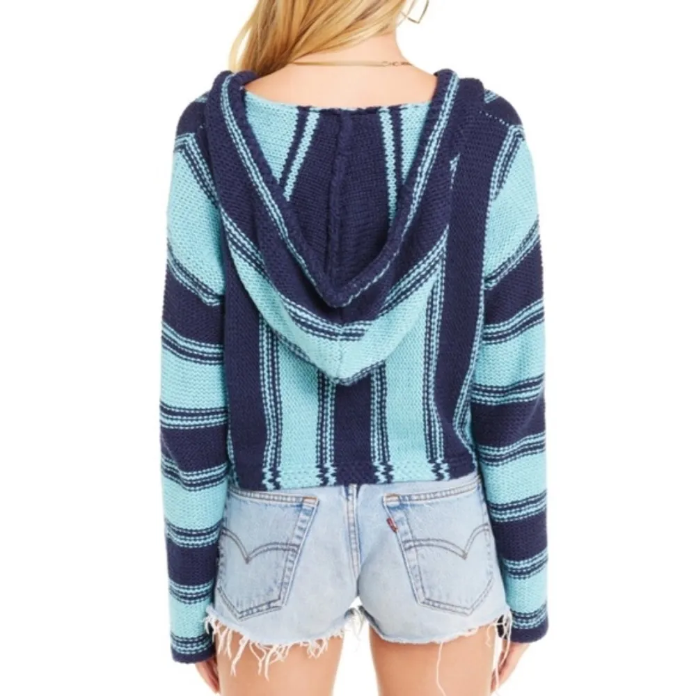 Wildfox Chromatic Stroke Hermosa Baja Sweater Blue and Light Blue Size Medium​ - Image 5