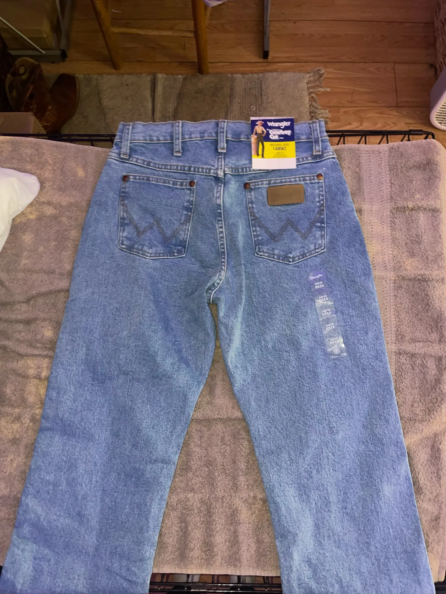 Wrangler Women’s Cowboy Cut Jeans - Image 2