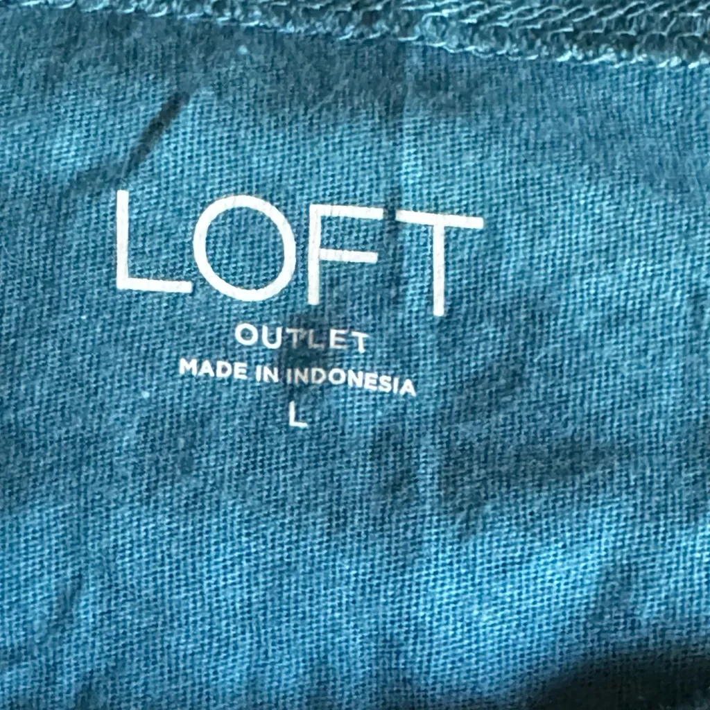 Loft Women's Ling Sleeve Top Sz L - Image 9