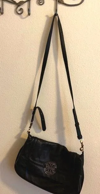 Tory Burch Amanda Crossbody - Image 3