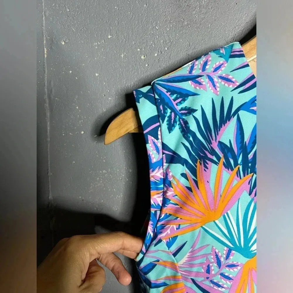 Coolibar Kaylana Tank Top UPF 50+ Size Medium Green - Image 6