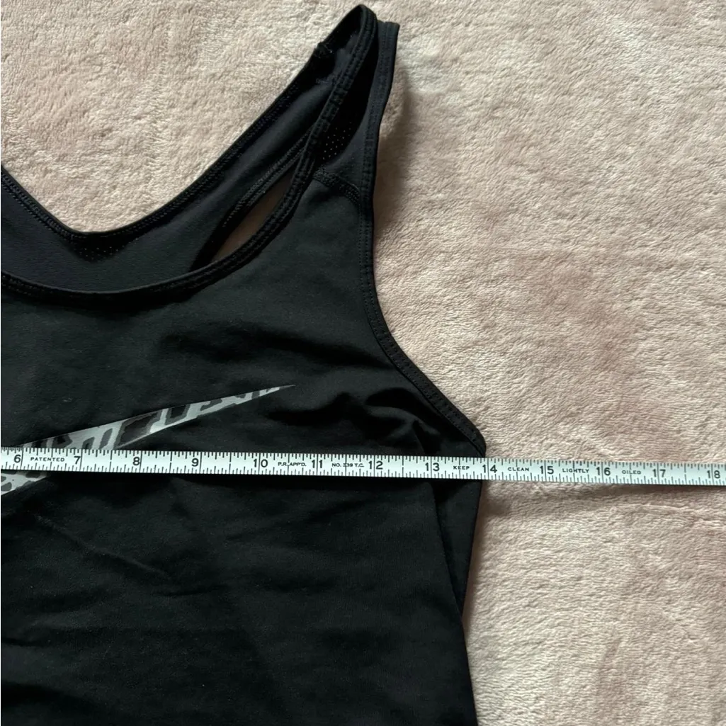 Nike pro women’s black tank top pull‎ over light weight size  small - Image 7