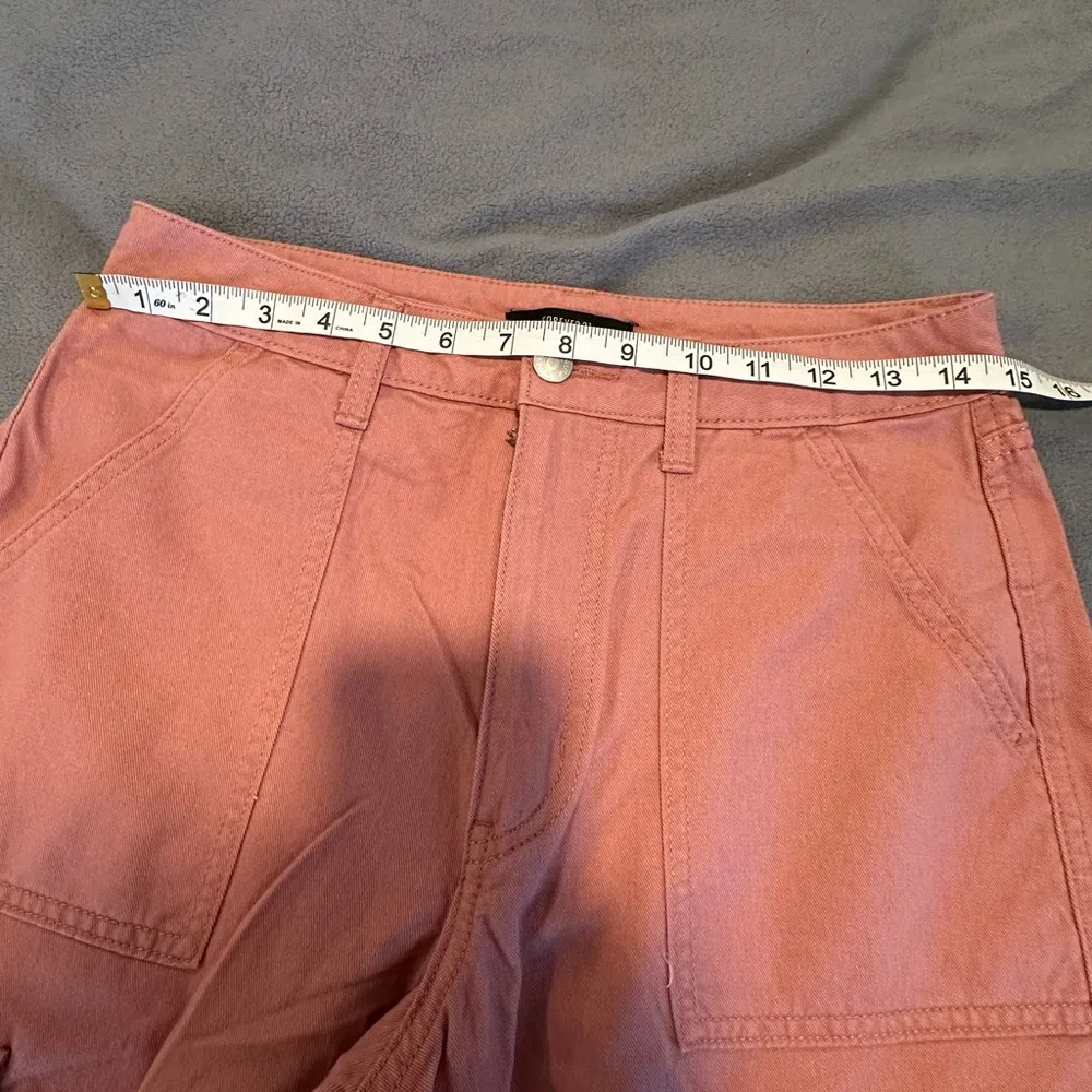 NWOT Forever 21 Dusty Rose/rust brown/ coral/orange color. Flare Fit Cargos. - Image 6