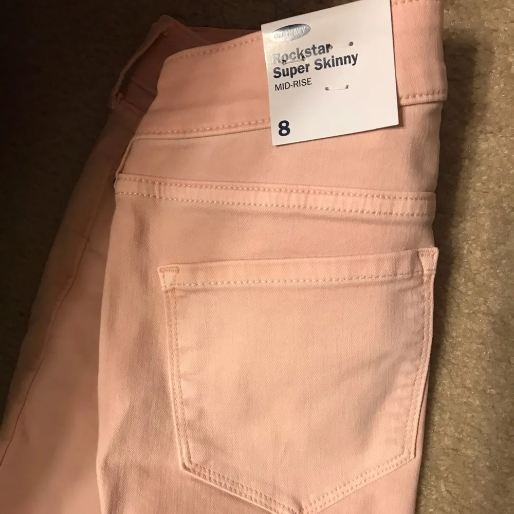 Pale pink Old navy rockstar super skinny jeans - Image 4