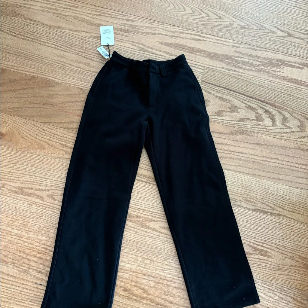 Aritzia  sweatpants trouser - Image 5