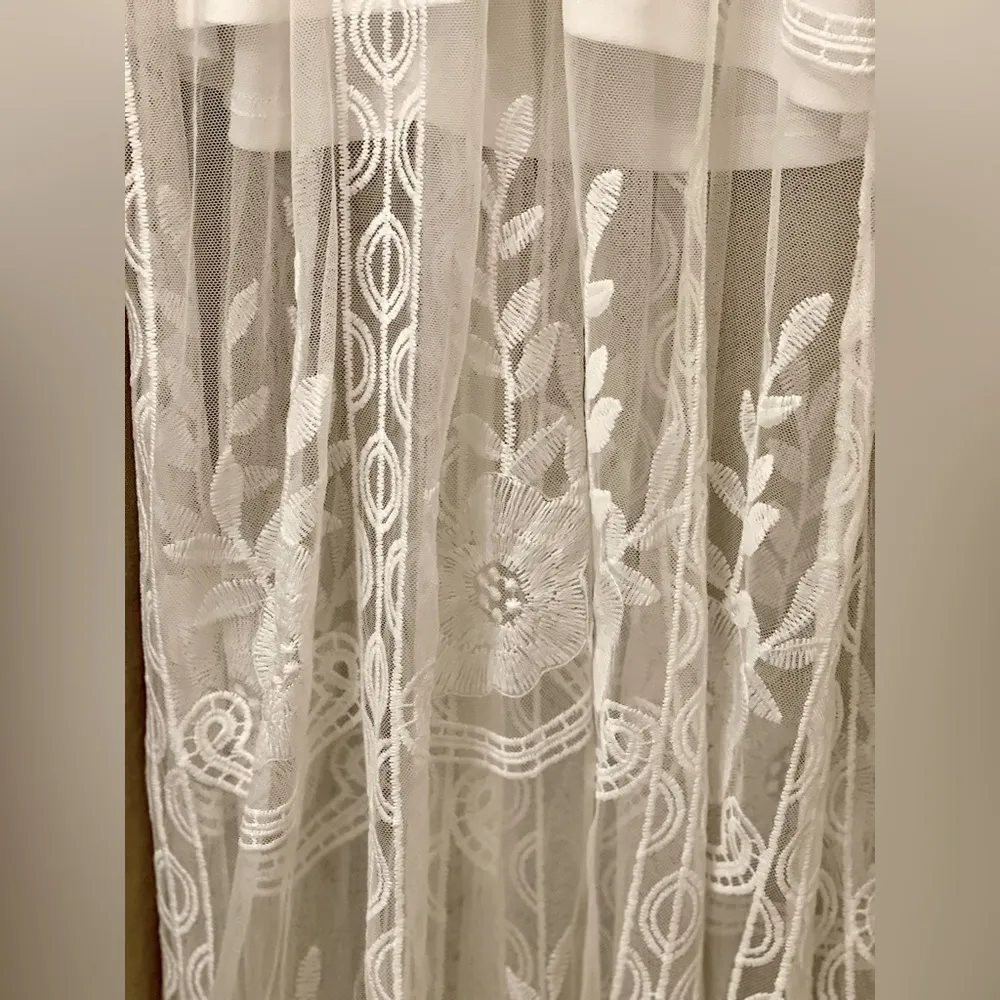 . Size L. White Long Embroidered Dress. New with Tags!!! - Image 3