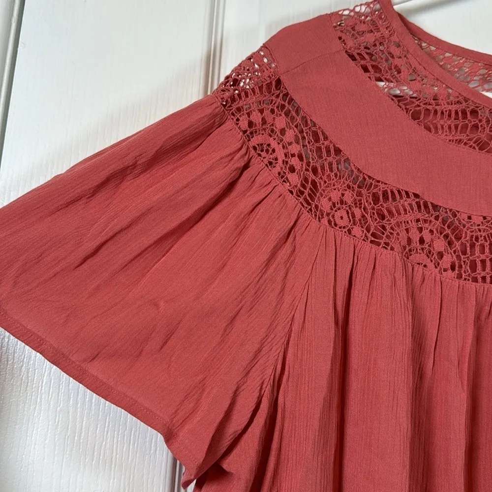 LC Lauren Conrad Short Sleve Dress Crochet Lace Flowy Blouse Size XL EUC #1192 - Image 3