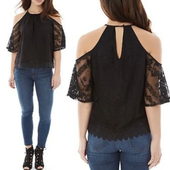 lace cold shoulder black top Size Large - Image 2