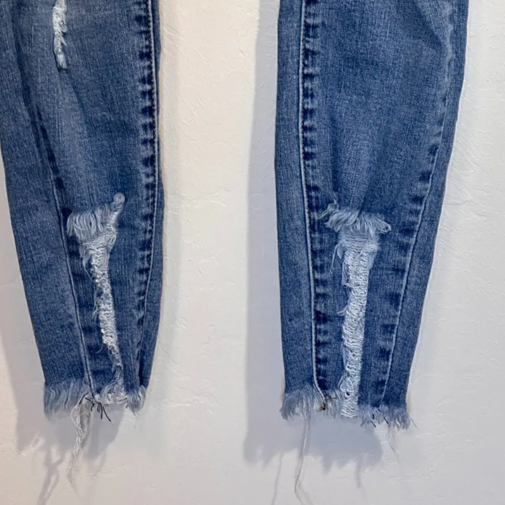 S.O.N.G Curvy High Rise Mom Jeans Blue Size undefined - Image 3