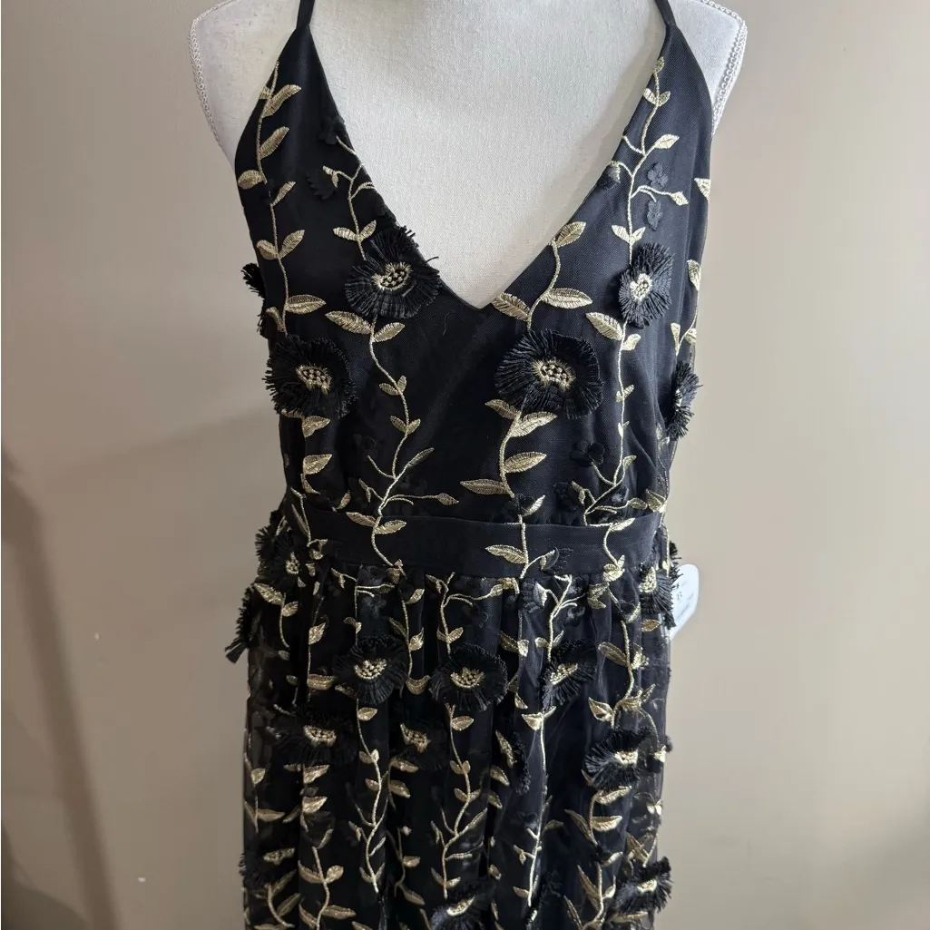 NWT Arula Elegant Black and gold Embroidered Dress size B 2xl Party - Image 3