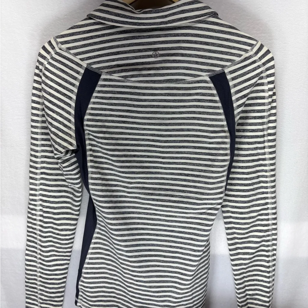 Lululemon Athletica Navy‎ and White Striped Long Sleeve Top - Image 6