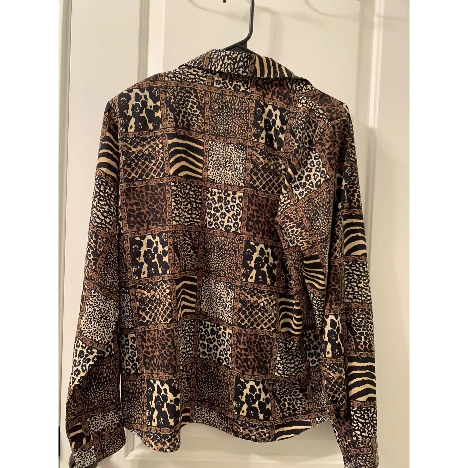 Yves St. Clair Women's Casual/Dress Leopard Print Button Up Blouse Shirt Size 12 Brown - Image 9