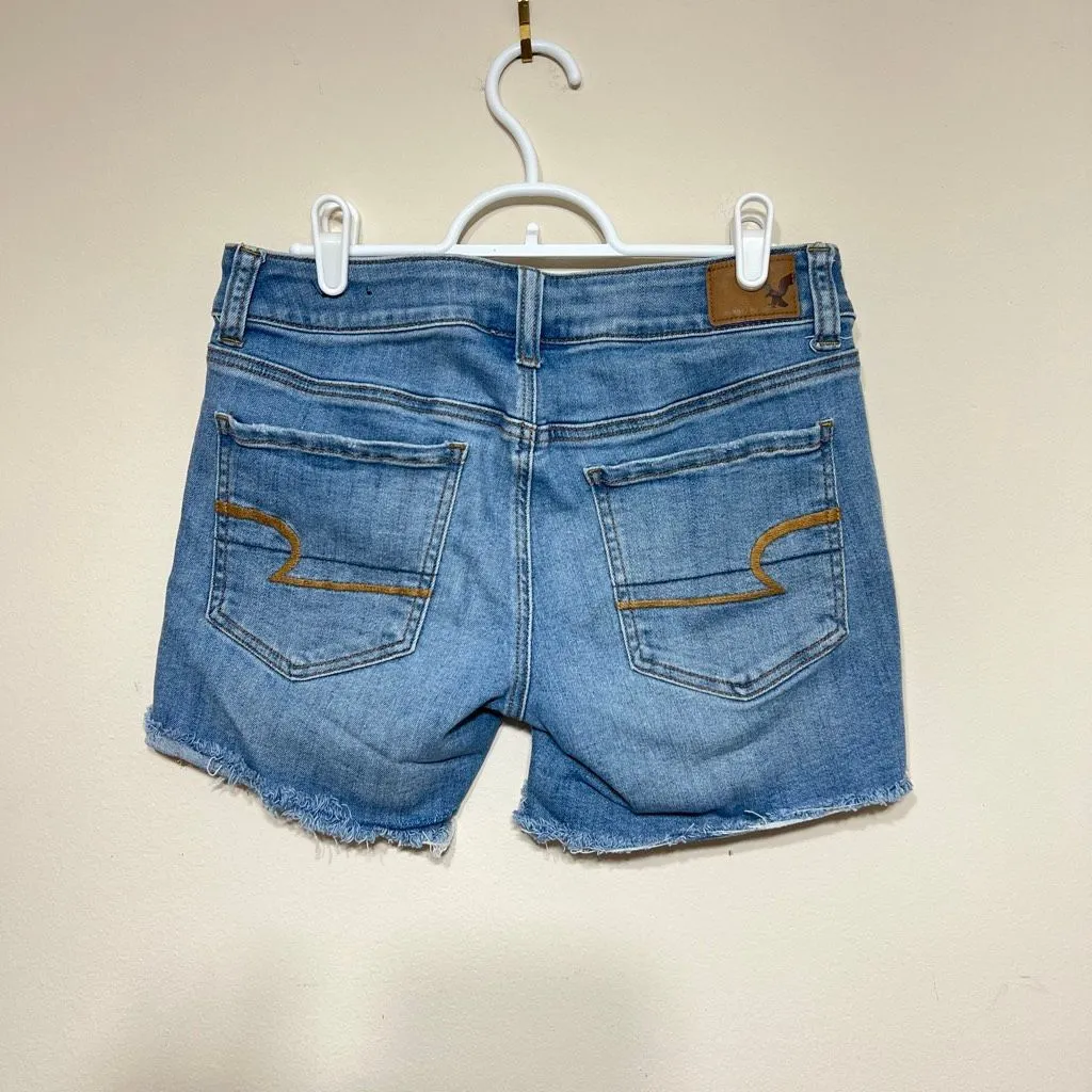 American Eagle Midi Shorts 8 Women - Image 4