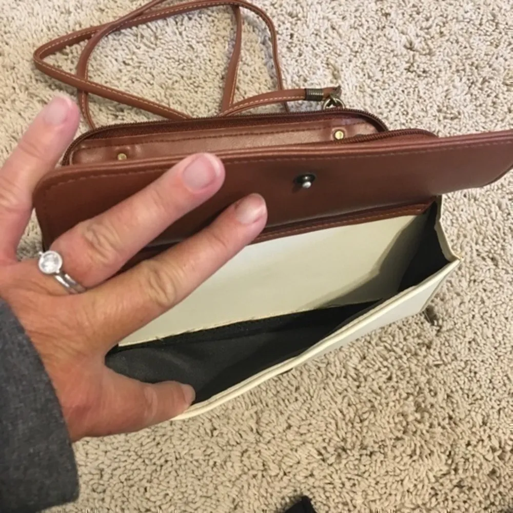 Vintage Esprit cream and brown crossbody purse - Image 7