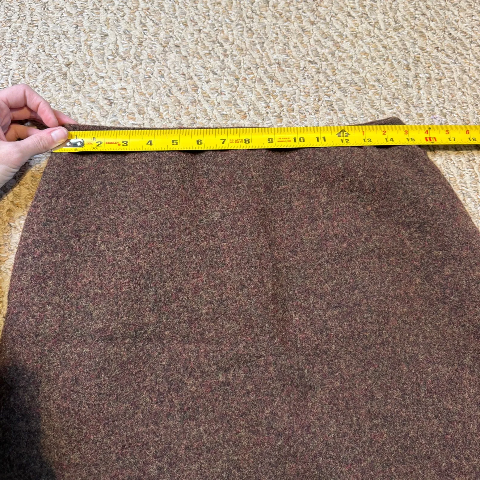 UNIQLO Women's Wool Blend A-Line Mini Skirt Brown Size 8 Academia Preppy Trendy - Image 4