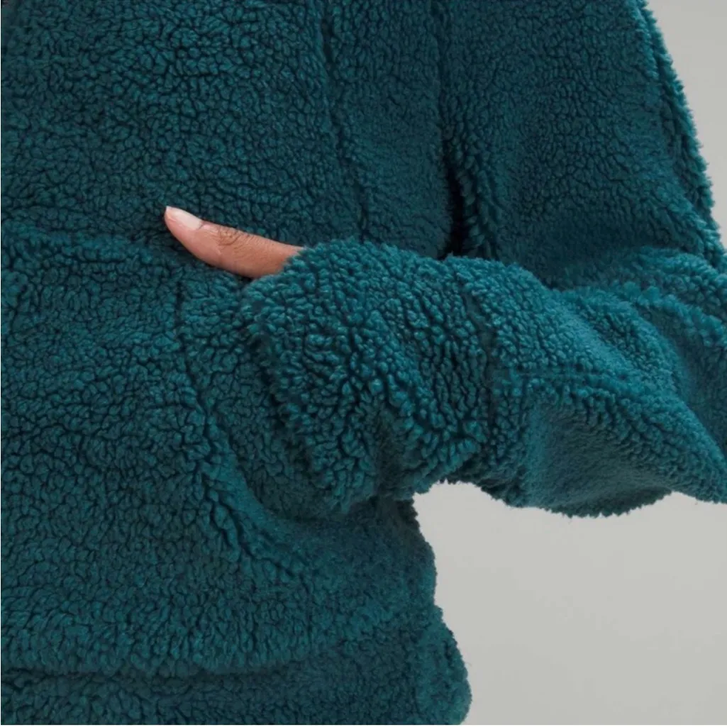 Lululemon Scuba Oversized Cropped Fleece Funnel Neck Green Jasper Sz M/L NWT - Image 4