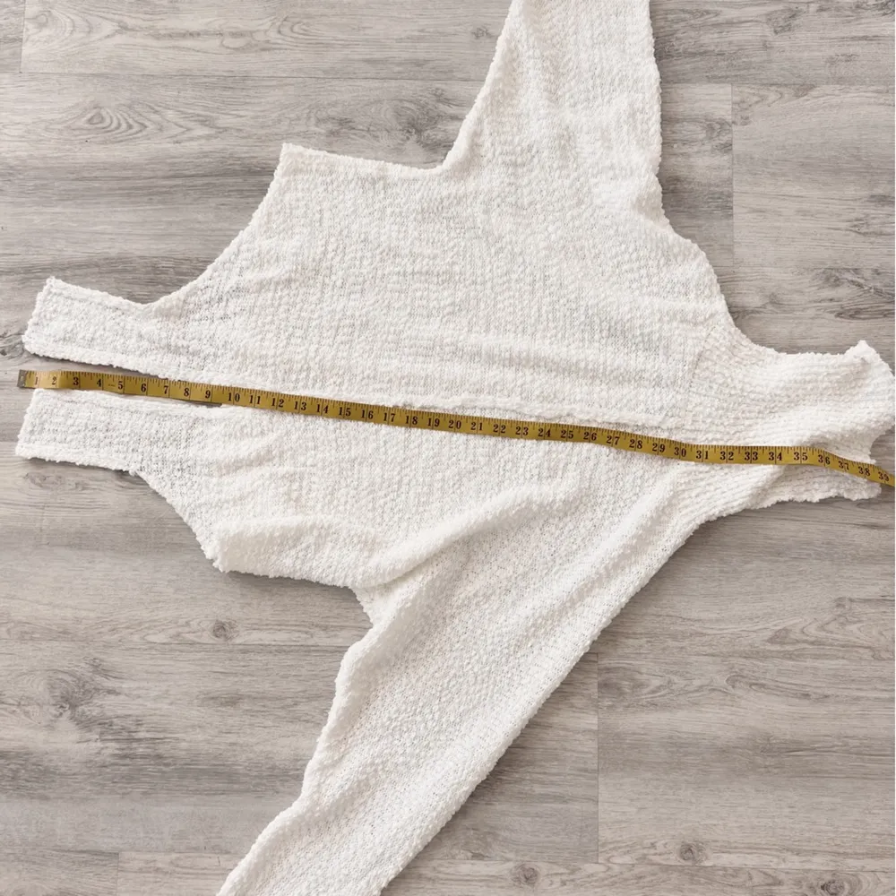 WHITE OVERSIZED TIE UP DROP SLEEVE KNIT SWEATER - Image 8