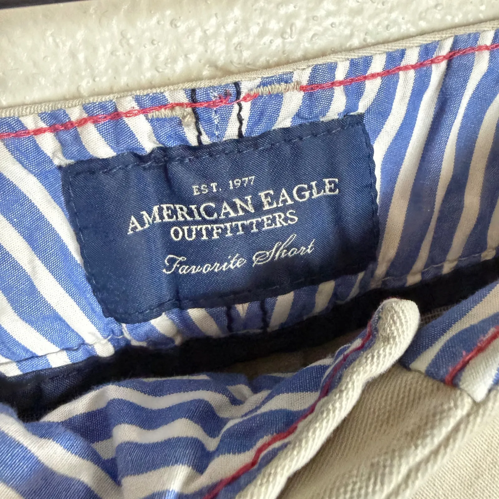 Y2K Vintage American Eagle Outfitters Shorts Khaki Beige Size 4 Cotton Blend - Image 6