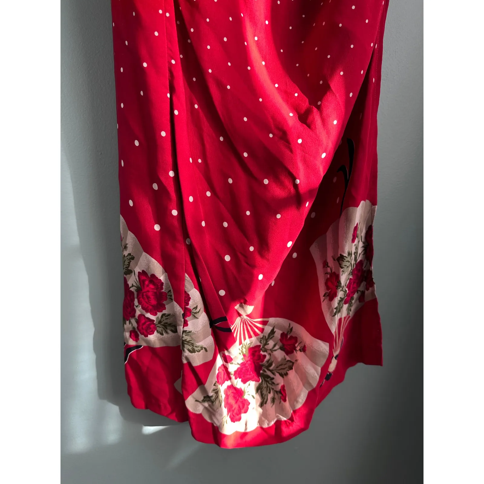 Vintage Finer Ropa De Moda Polka Dot Red Midi Wrap Dress w/ Rose Fan Size 10 - Image 2