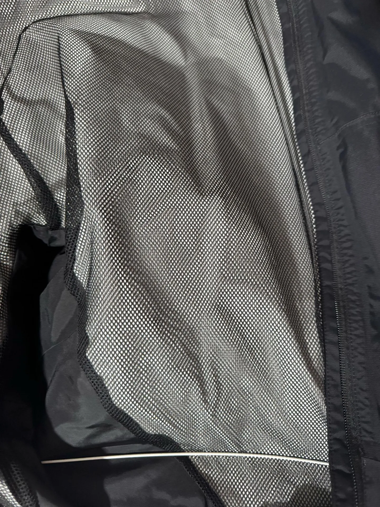 Men’s The North Face Rain Jacket Medium - Image 5