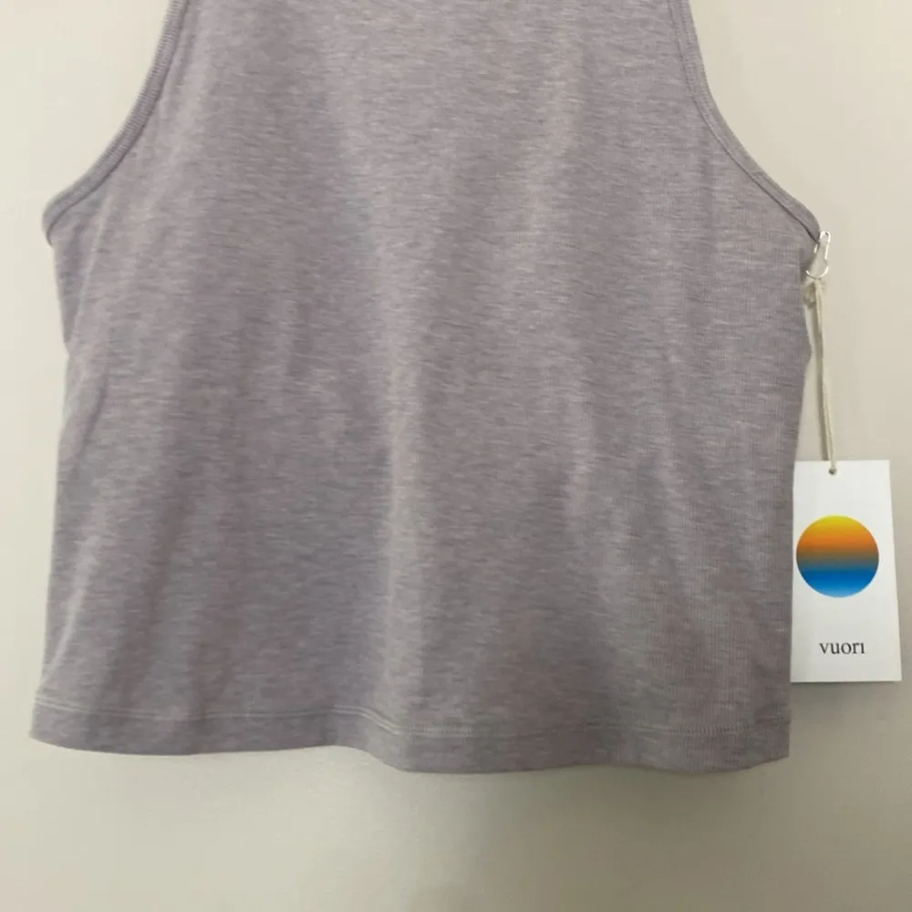 Vuori Pose Plyo Rib Tank Soft Pewter Heather Full Support Moisture Wicking L - Image 4