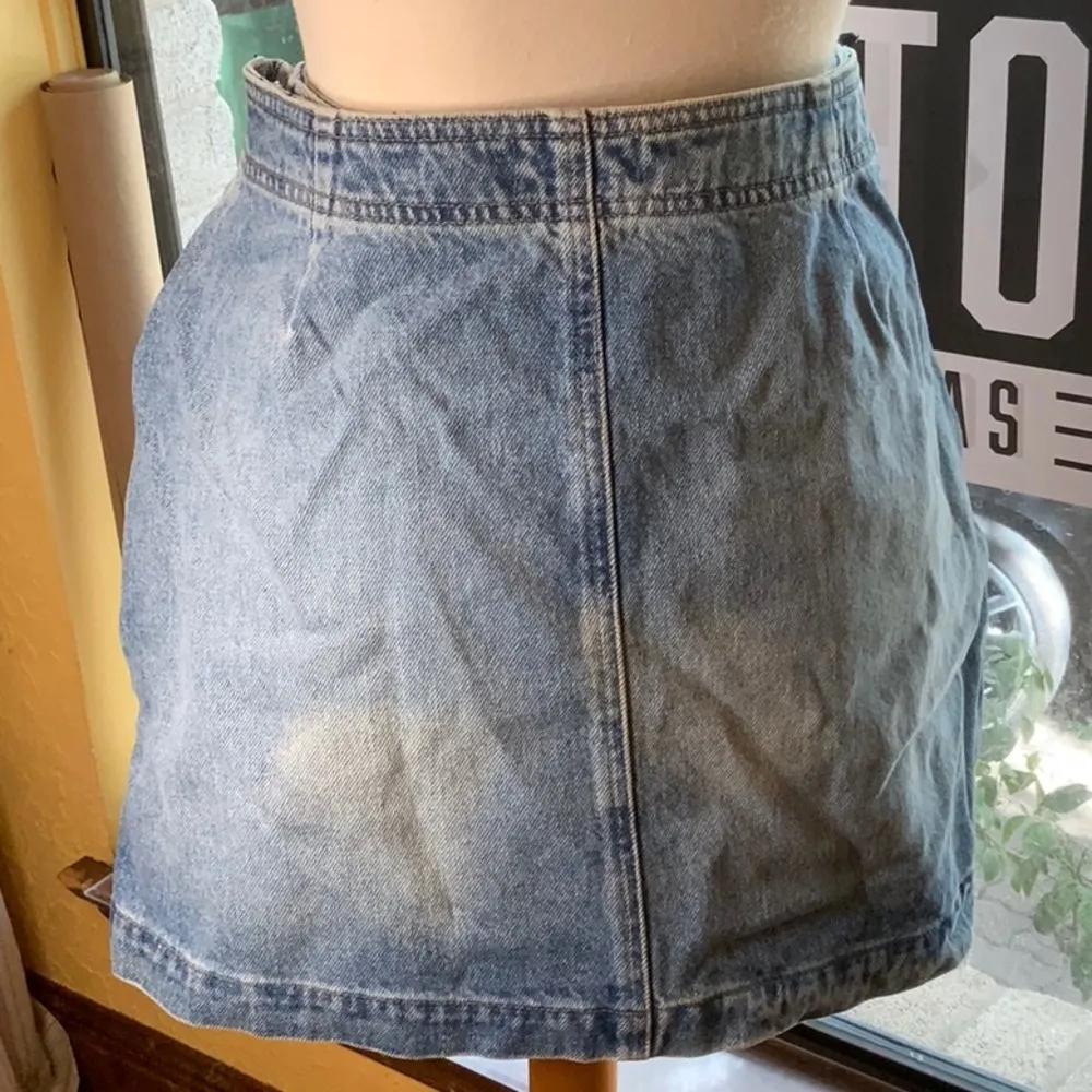 DKNY jean skirt - Image 3