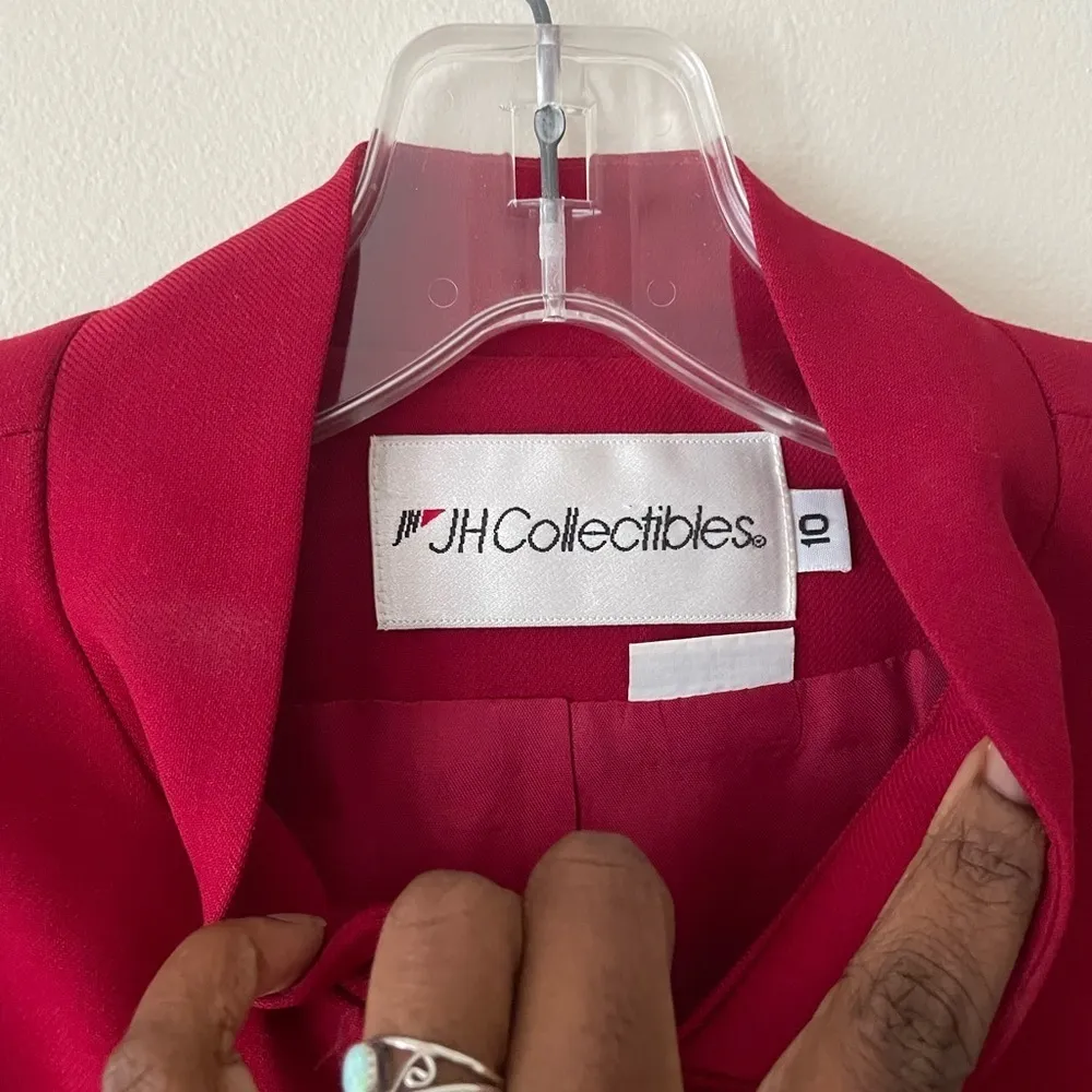 Vintage JH Collectibles Red Button Up 100% Wool Padded Cropped Blazer Size 10 - Image 2