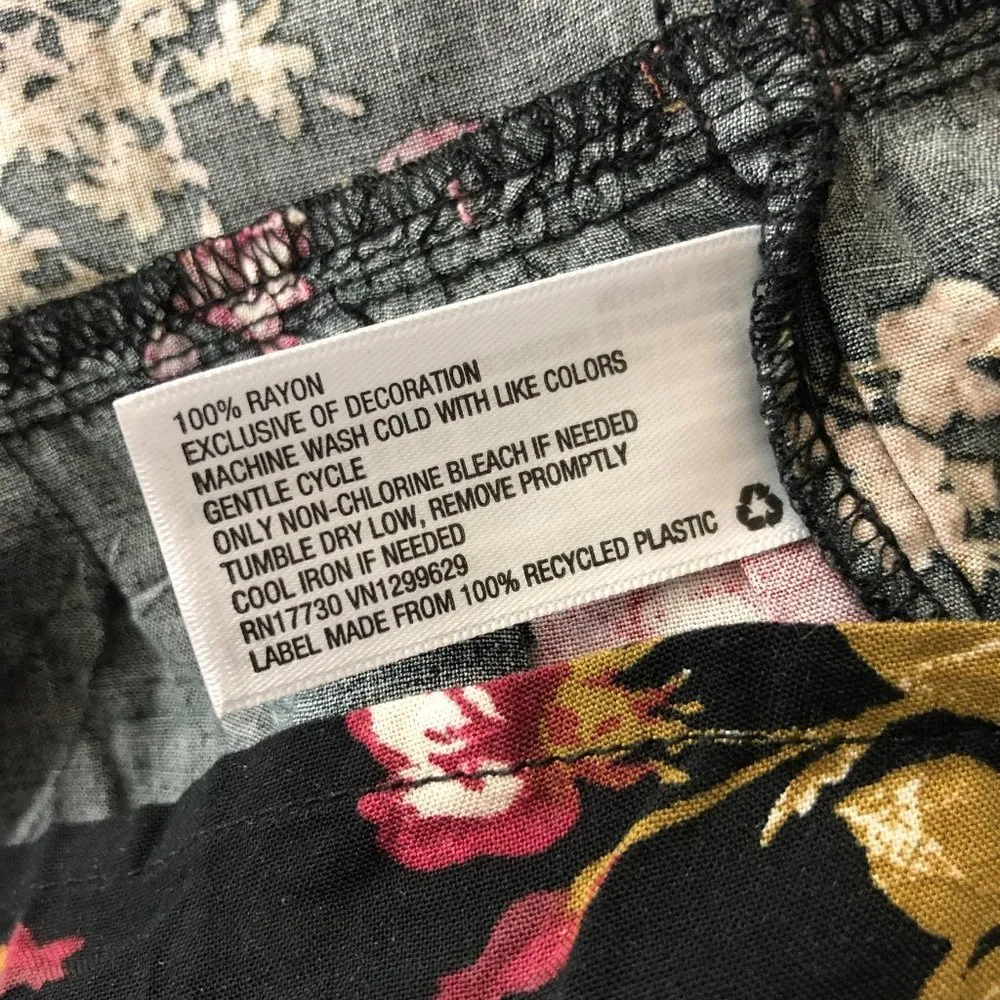 Xhilaration Mini Dress Floral Long Sleeve V Neck S - Image 4