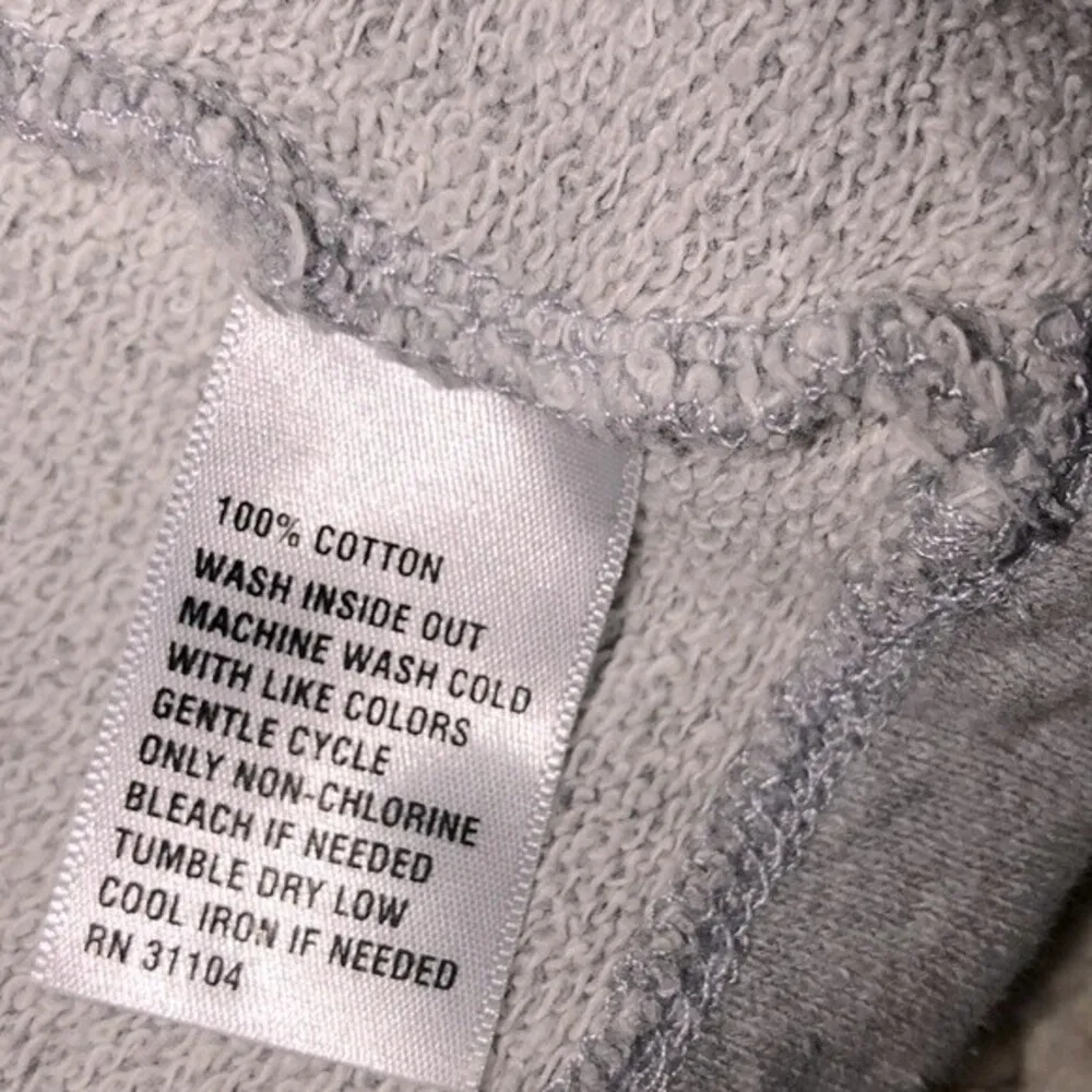 Crown & Ivy large sweatshirt - Image 5