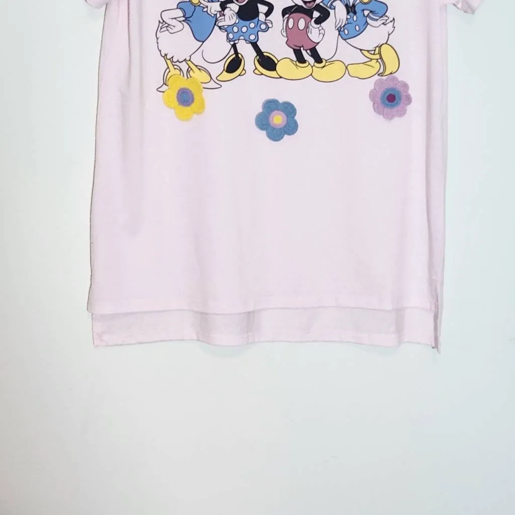 Disney Pink Mickey and Friends Tee with Crochet Flowers NWT Size Small - Image 4