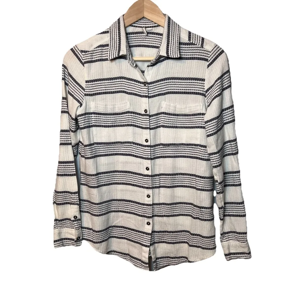 Rip Curl Button-up Shirt Women’s S Striped White Gray Long Sleeve Casual Beach - Image 2