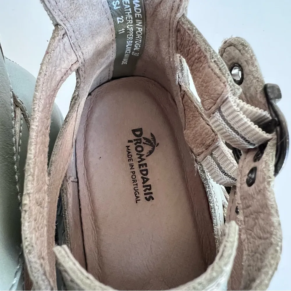 Dromedaris Kelsy Sage Green Pearl Boots Size 8 - Image 5