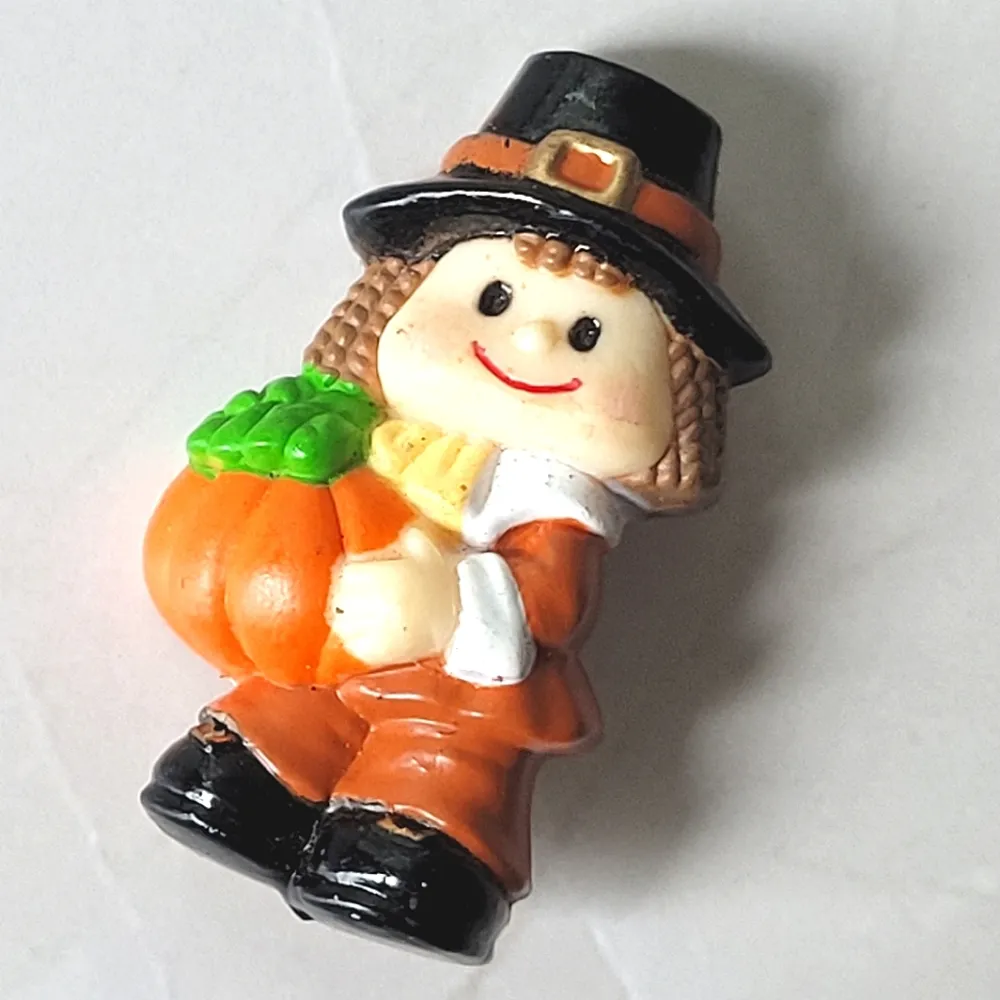 Vintage Russ Thanksgiving Pilgrim Man Brooch Pin Costume Jewelry Orange - Image 2