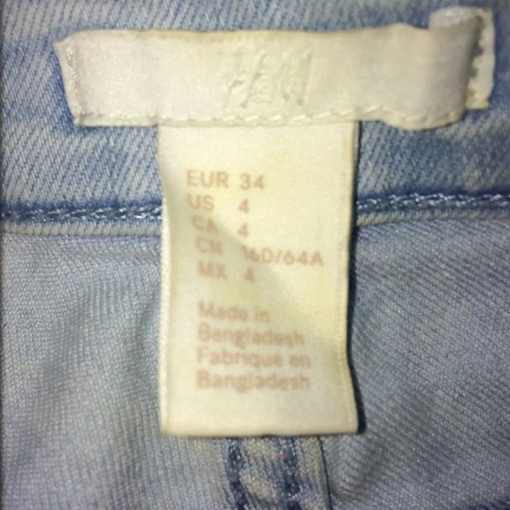 H&M Light Denim Short Shorts Daisy Dukes w/Rolled Cuffs 5 Pocket Jeans-Size 4 - Image 6