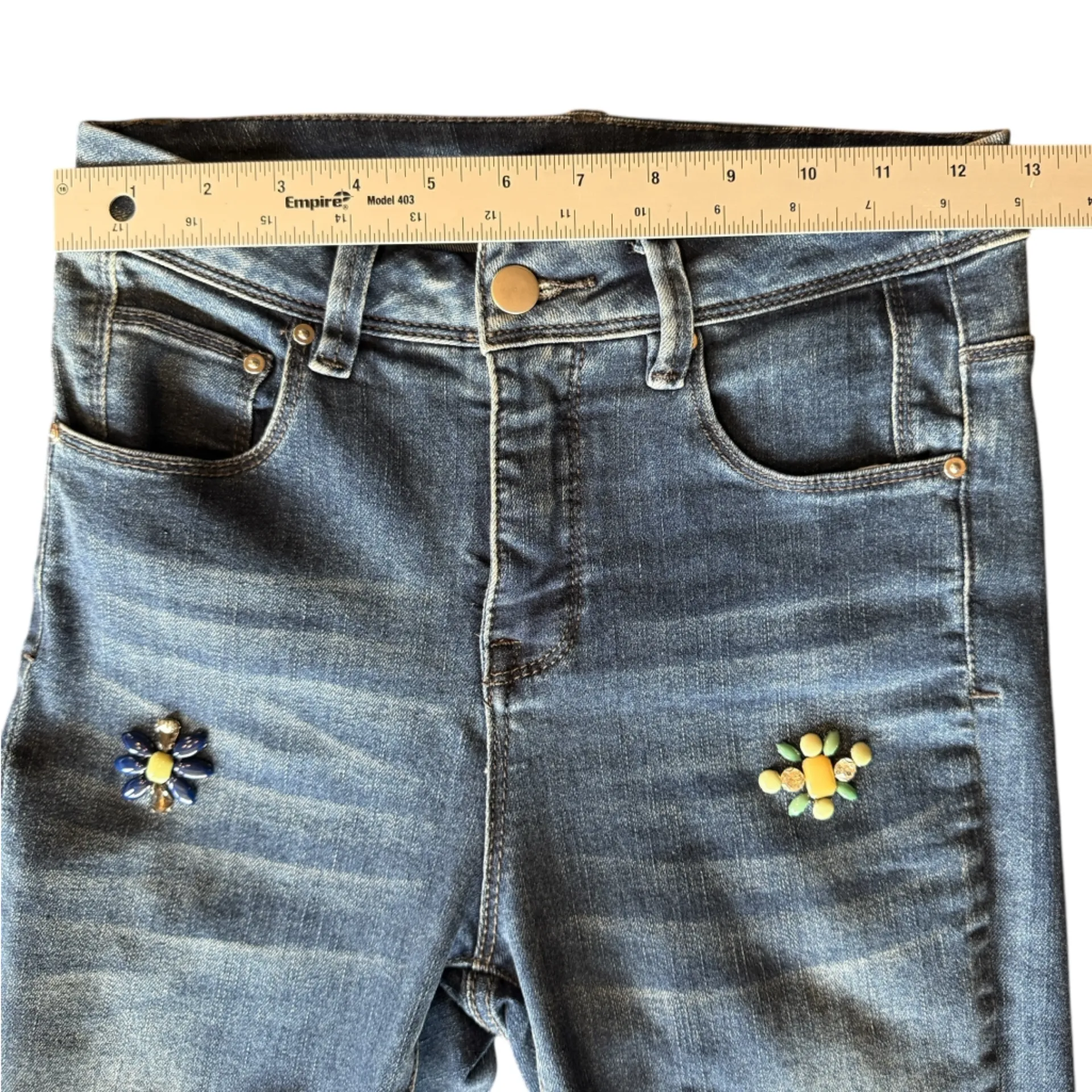 Frank Lyman Design Women's Blue Embellished Crystal Flowers Jeans Size 2 - Image 12