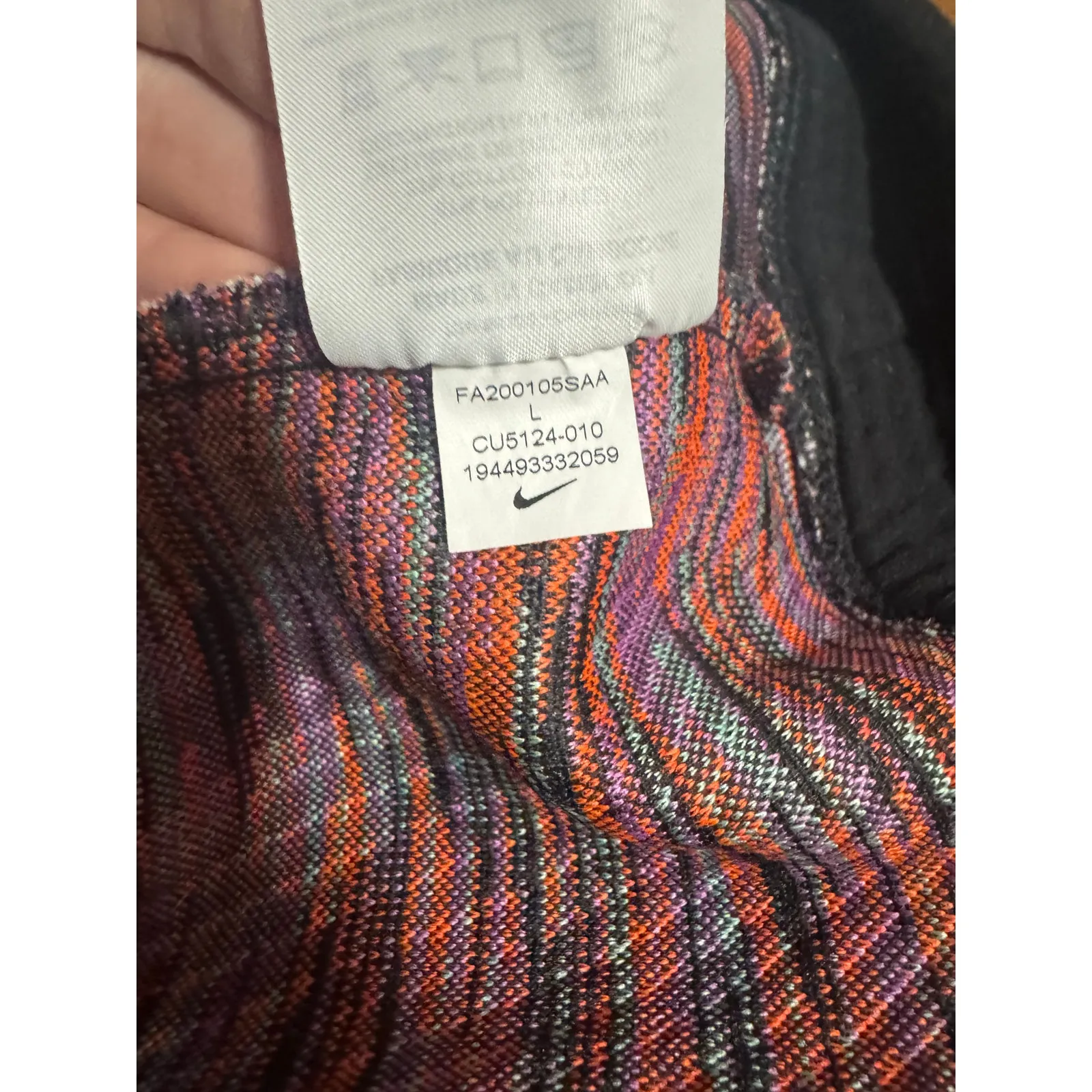 Vintage Nike City Ready Women’s Top – Fall 2001 (L, Oversized) In Black Pattern - Image 8