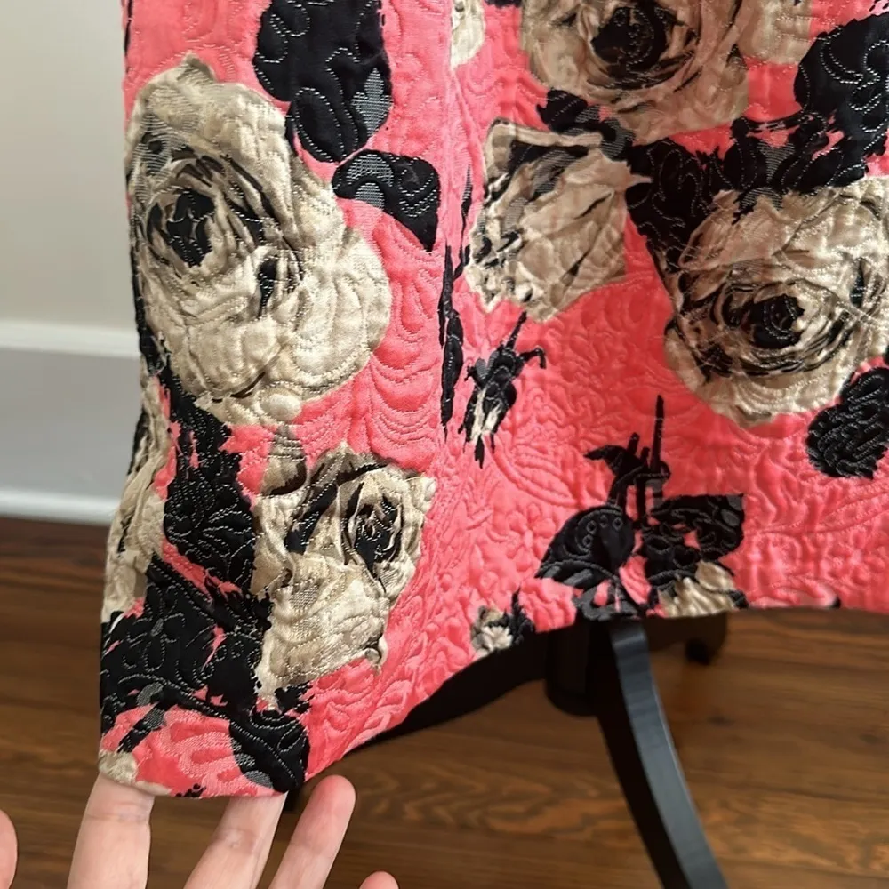 Topshop Pink Floral Brocade Quilted Fabric Exposed Zipper Skirt Pockets Sz 6 - Image 4