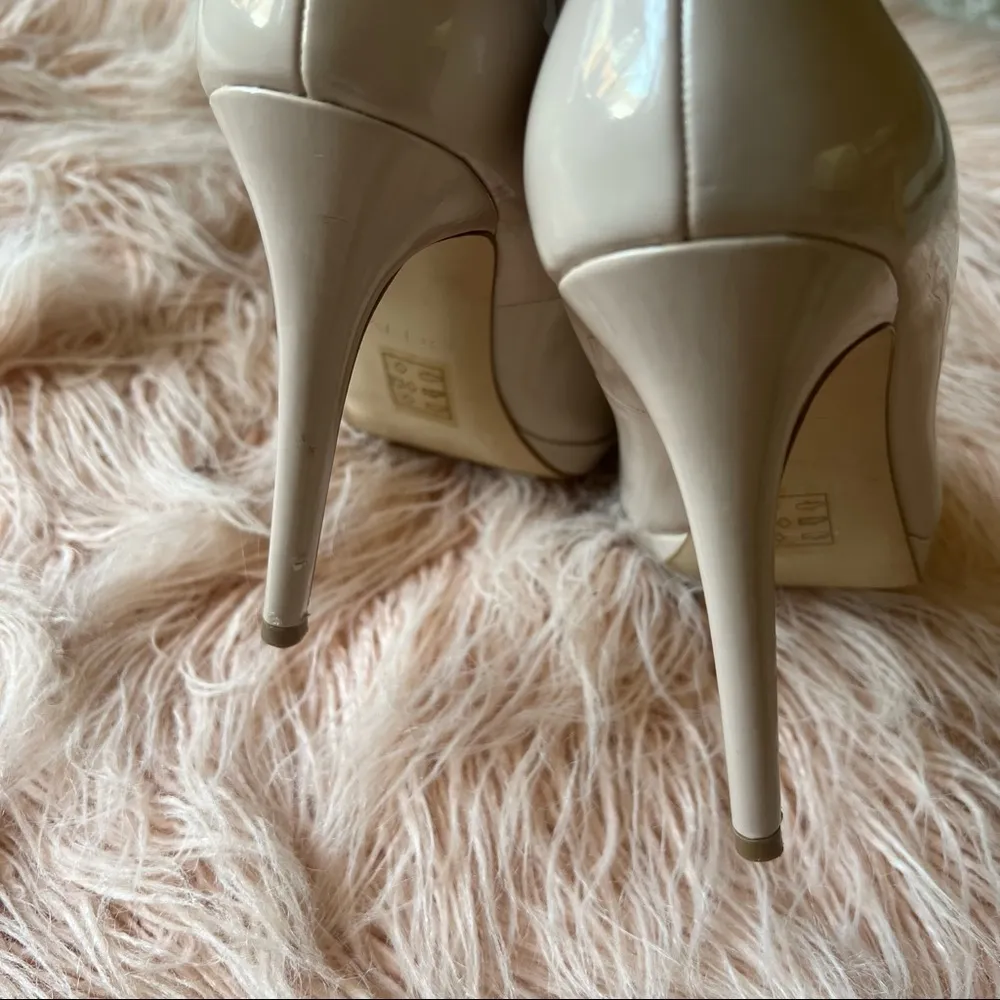 4/$10 ❣️ Aldo Patent Leather Heel - Image 6