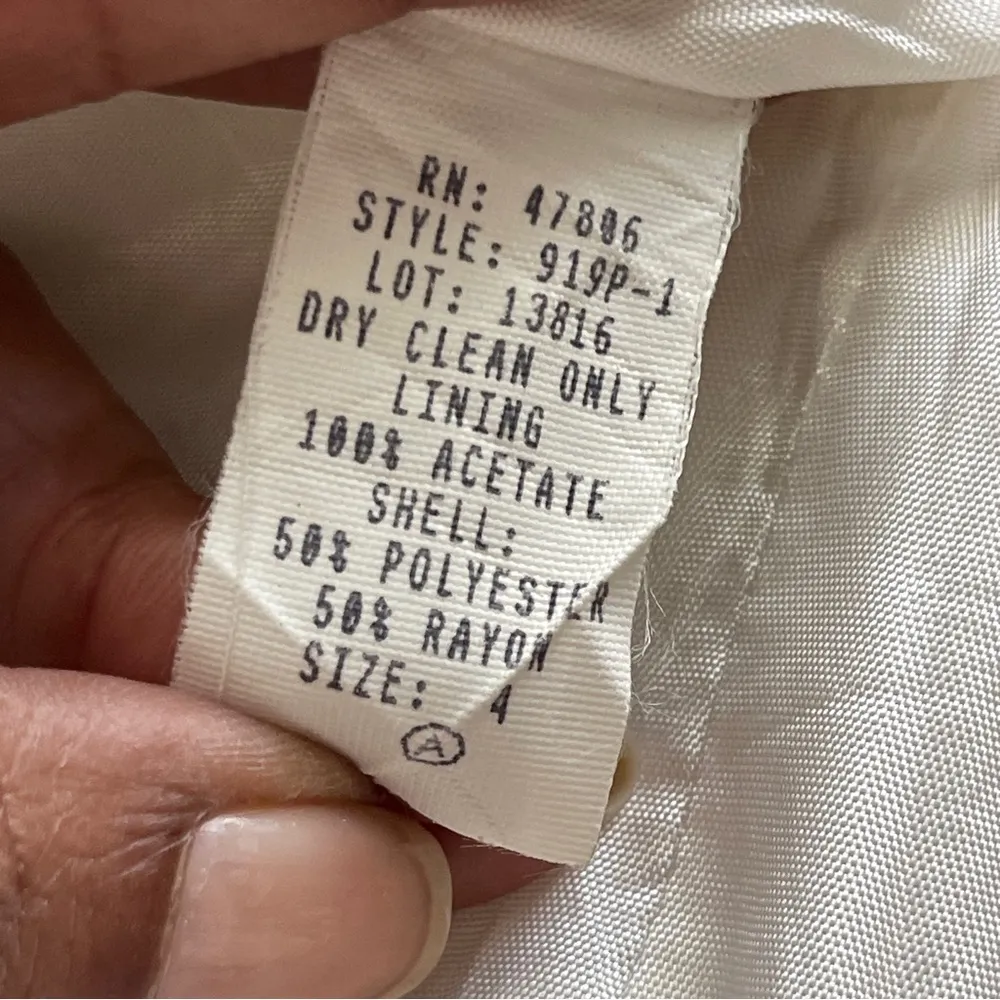 OLEG CASSINI | White Blazer Jacket Sz 4P - Image 8