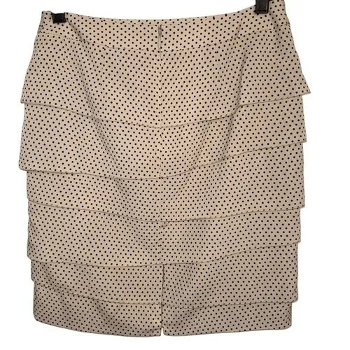 WHITE HOUSE BLACK MARKET Light Tan With Black Polka Dot Tiered Skirt NWOT Size 2 - Image 3