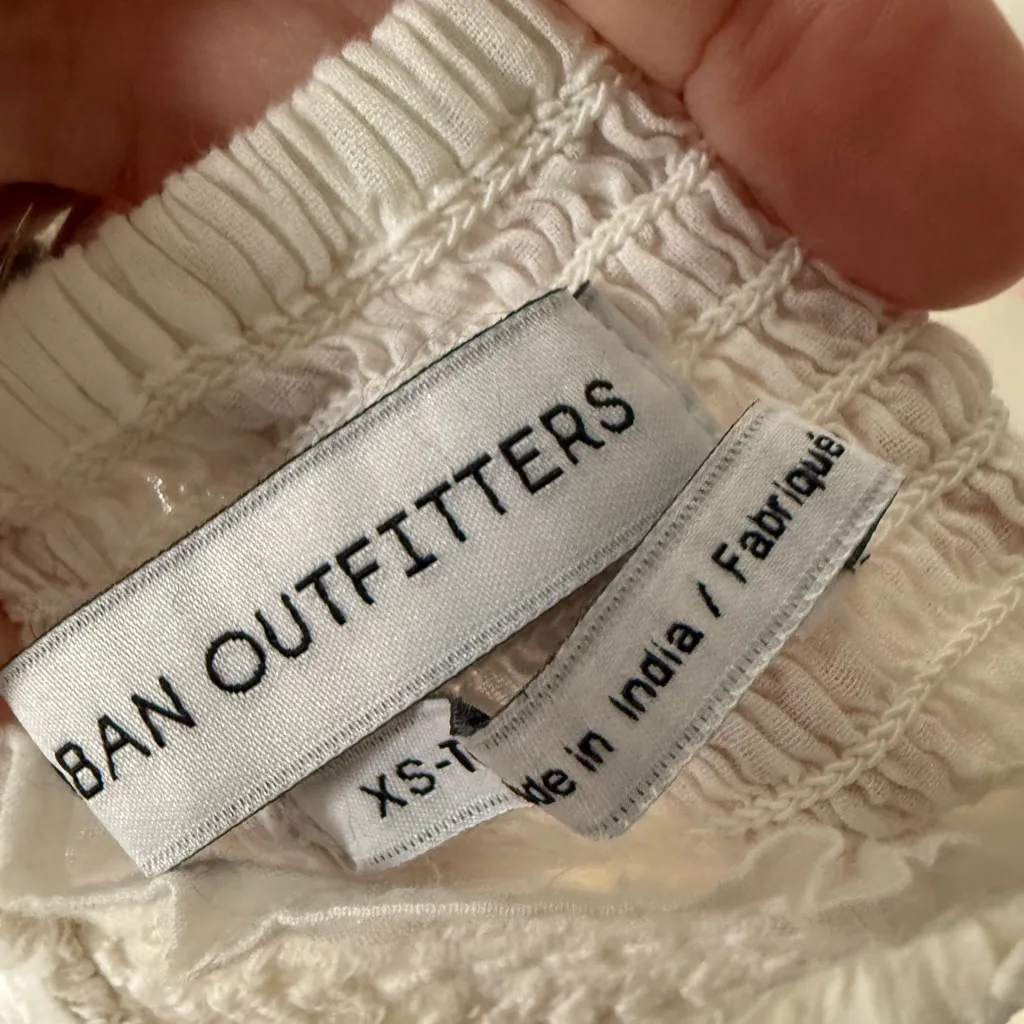 UO urban outfitters White Lace eyelet halter‎ Crop Top XS cottagecore - Image 4