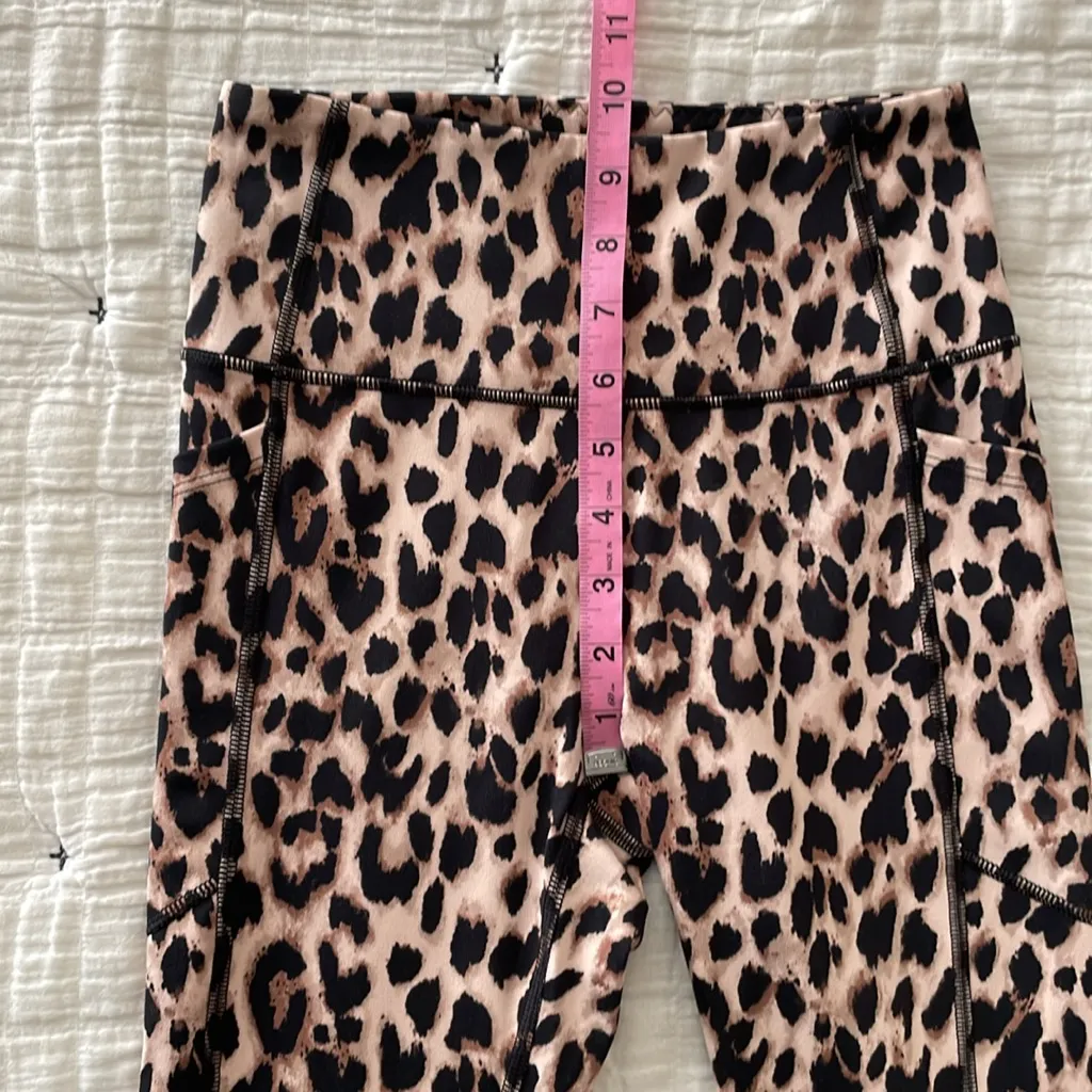 VICTORIA’S SECRET Essential High-Rise Picket Legging in Leopard Print Size 2 - Image 15