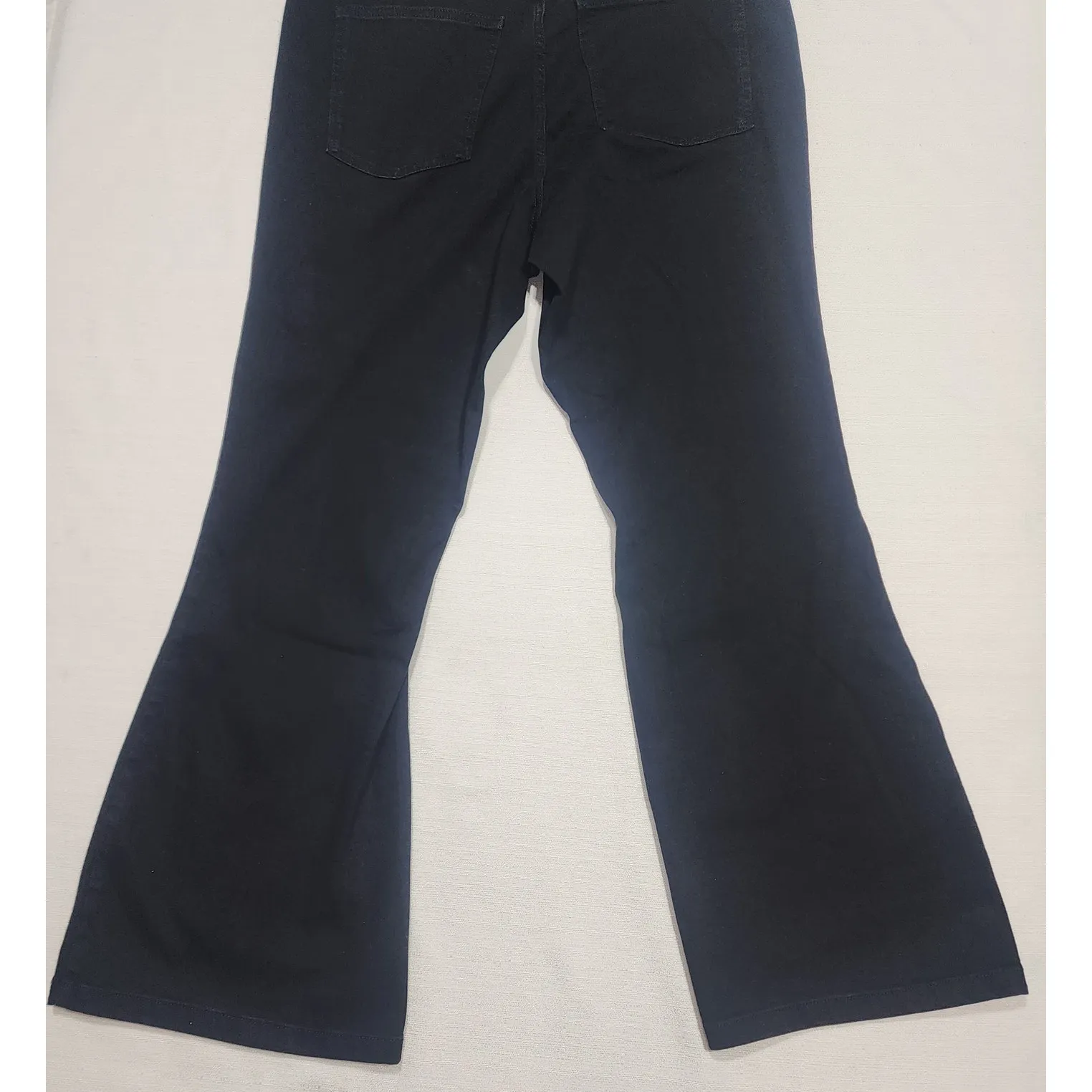 AVA & VIV Women's High rise flare jeans 17 W36''x L43'' - Image 8